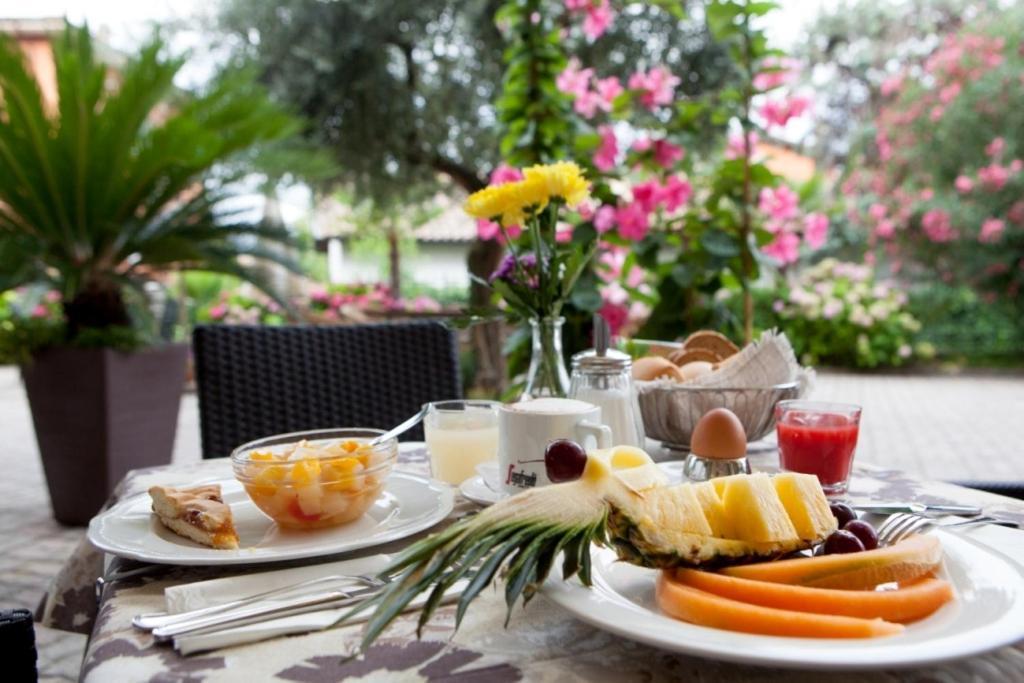 Hotel Pace Torri Del Benaco